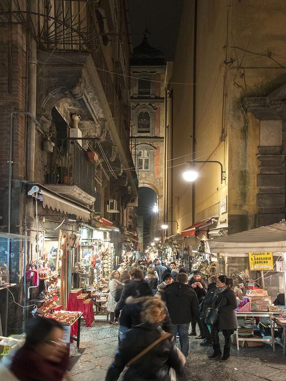 La Piazza Al Vomero Napoli Oda fotoğraf